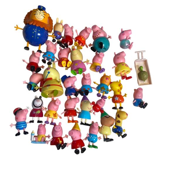 Peppa Pig Figurines Lot 30+